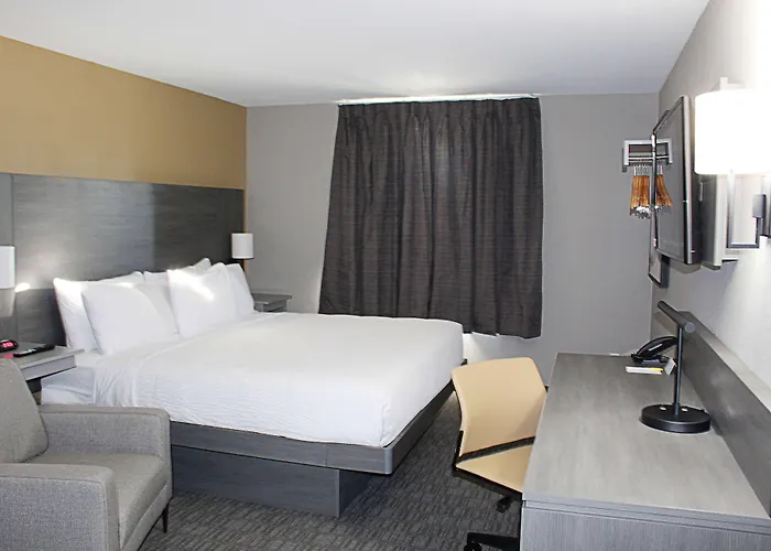 Days Inn By Wyndham Stony Plain